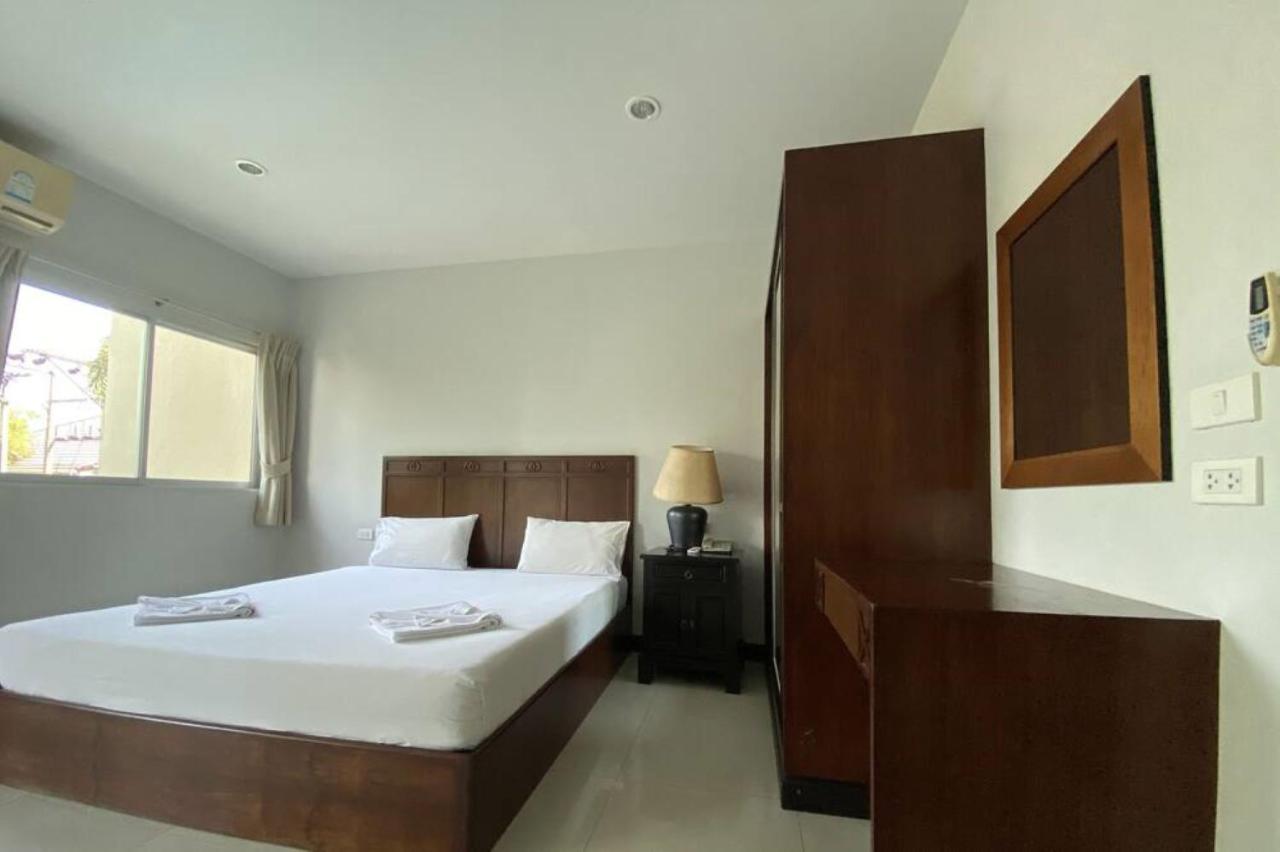 דירות Phuket C.A.P Mansion מראה חיצוני תמונה