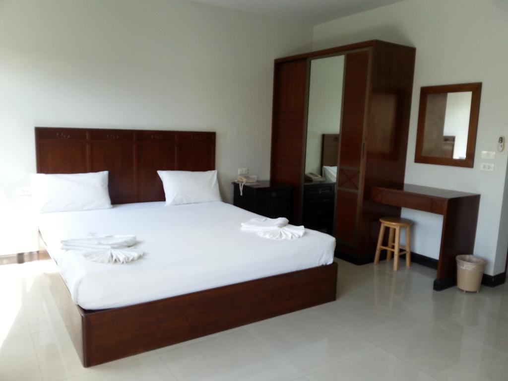 דירות Phuket C.A.P Mansion מראה חיצוני תמונה