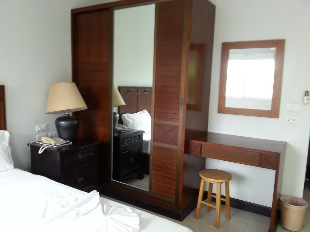 דירות Phuket C.A.P Mansion מראה חיצוני תמונה